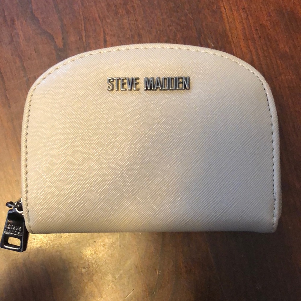 Steve Madden wallet